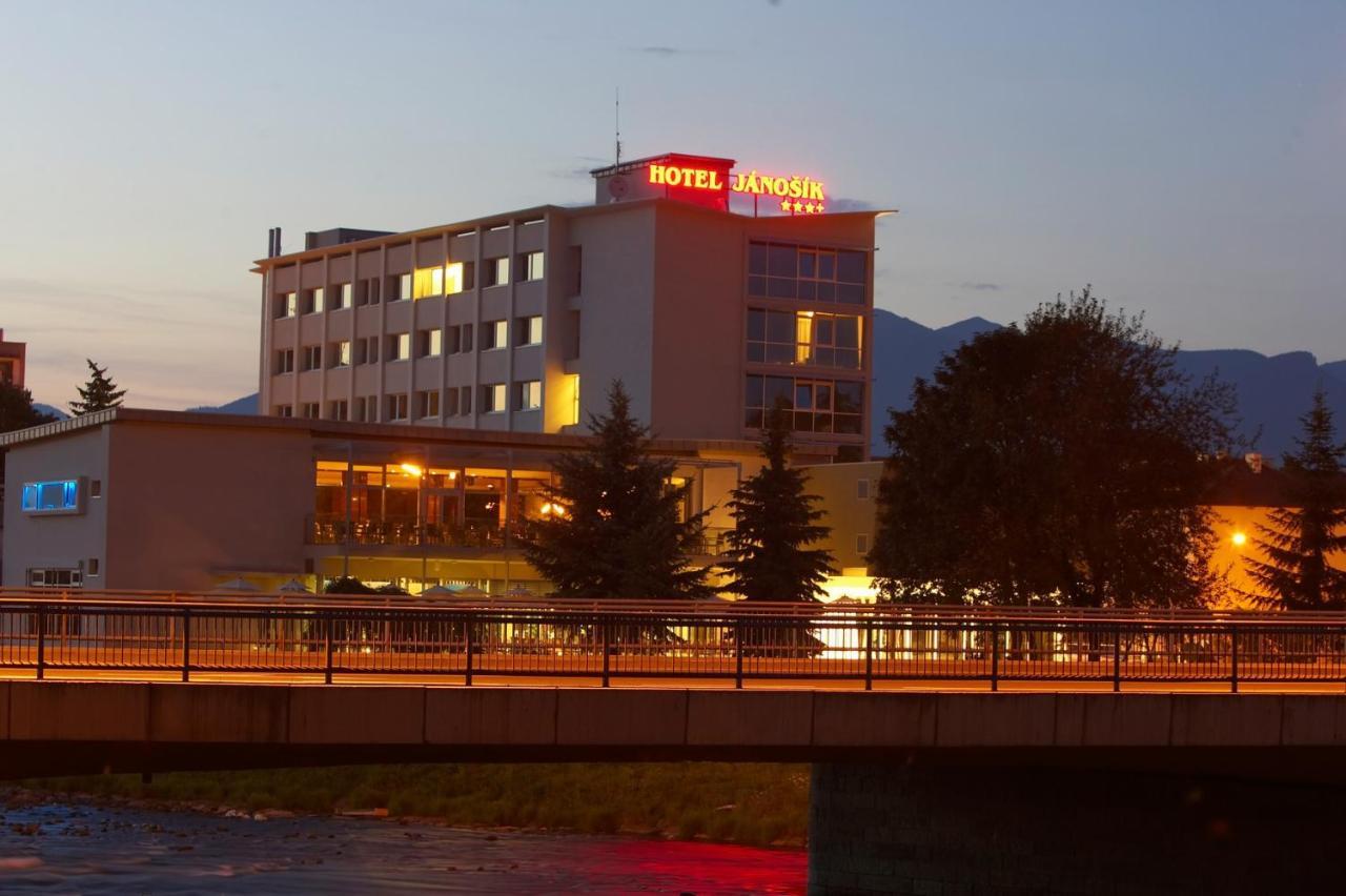 Hotel Janosik Liptovský Mikuláš المظهر الخارجي الصورة