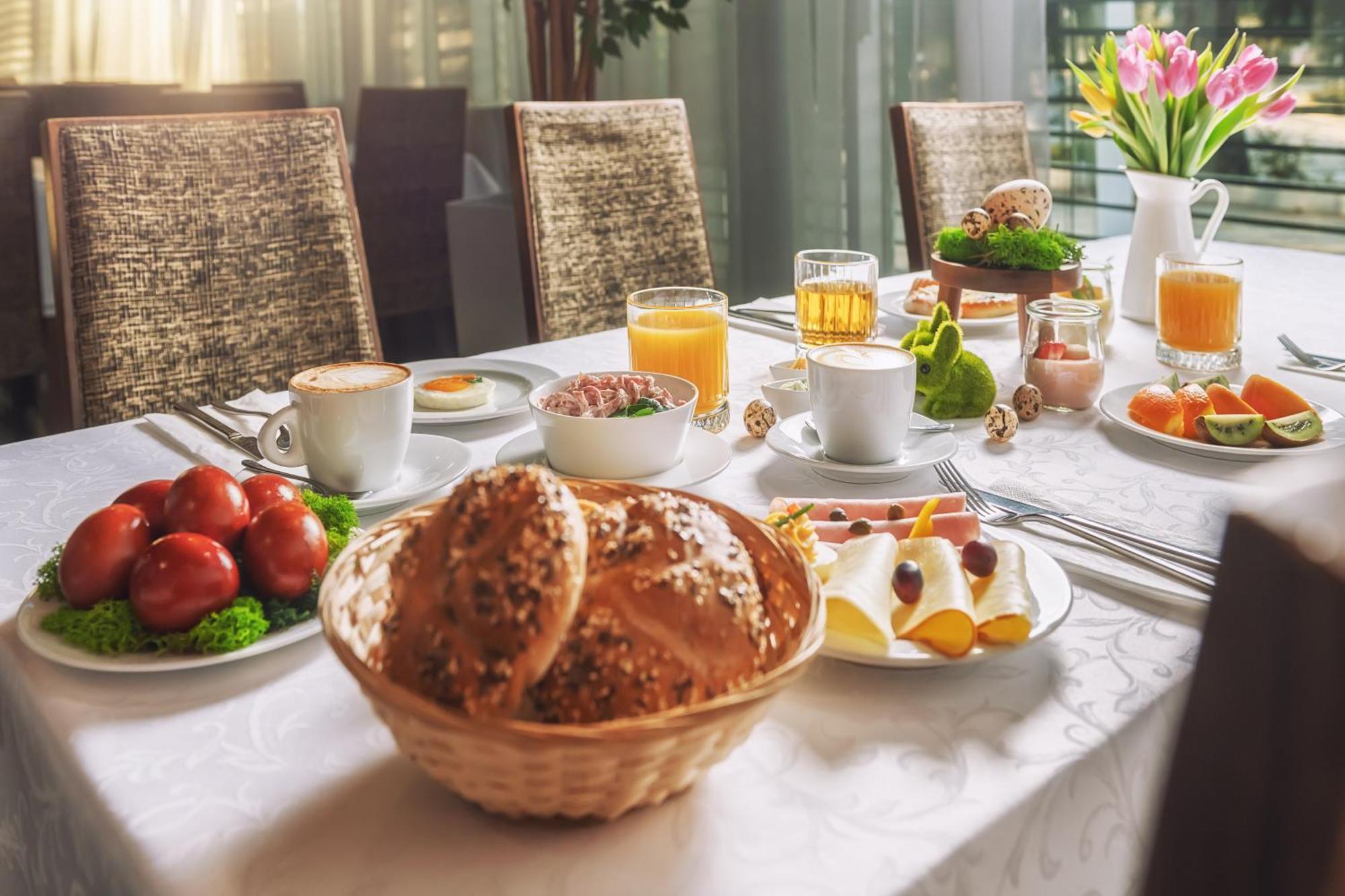 Hotel Janosik Liptovský Mikuláš المظهر الخارجي الصورة