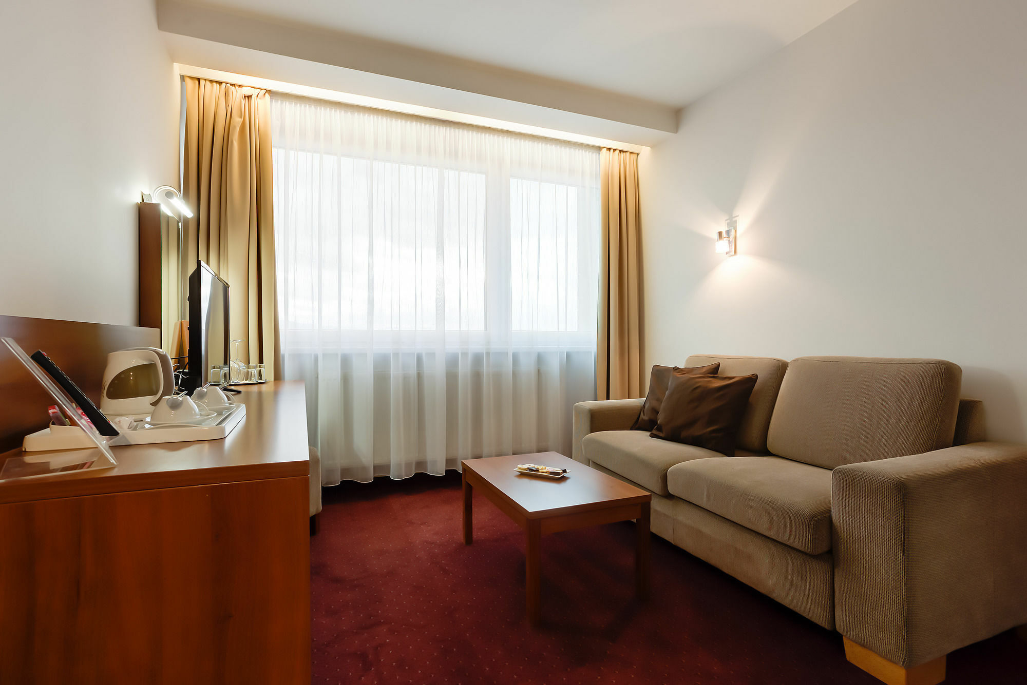 Hotel Janosik Liptovský Mikuláš المظهر الخارجي الصورة