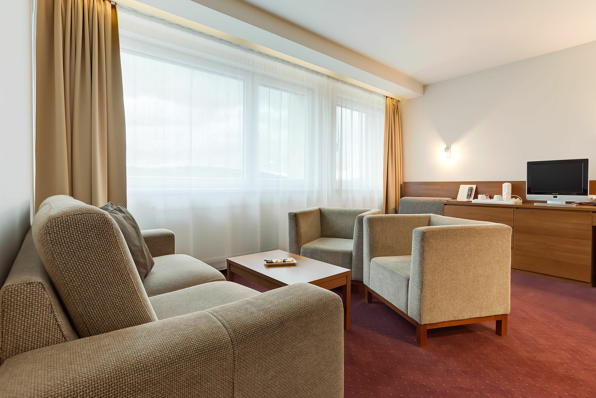 Hotel Janosik Liptovský Mikuláš المظهر الخارجي الصورة
